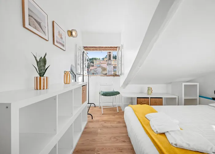 Le Panoramique - Vieux-nice Apartment *